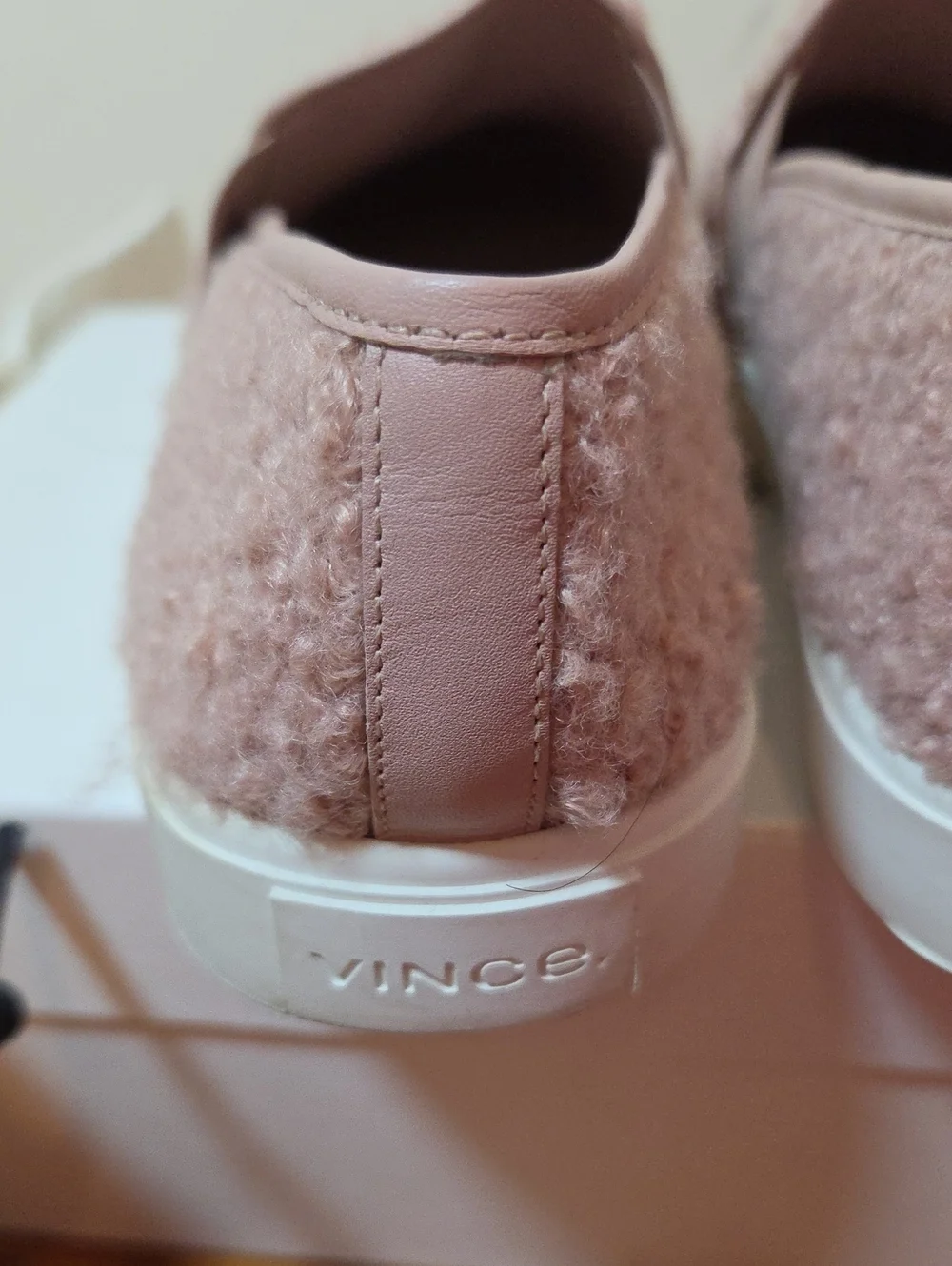 Vince Women’s Blair Slip On Sneaker Pink Faux Fur US Size 9.5 M